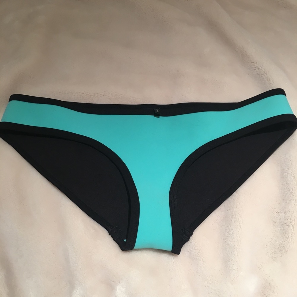 triangl bikini bottoms